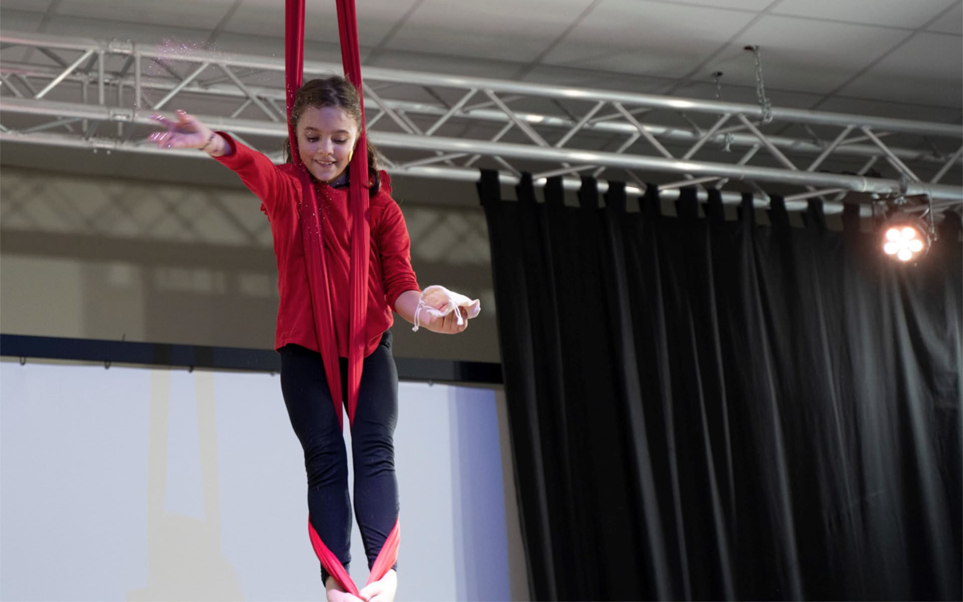 Corsi di acrobalance per ragazzi e adulti